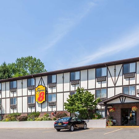 Super 8 By Wyndham Norwich Hotel Екстериор снимка